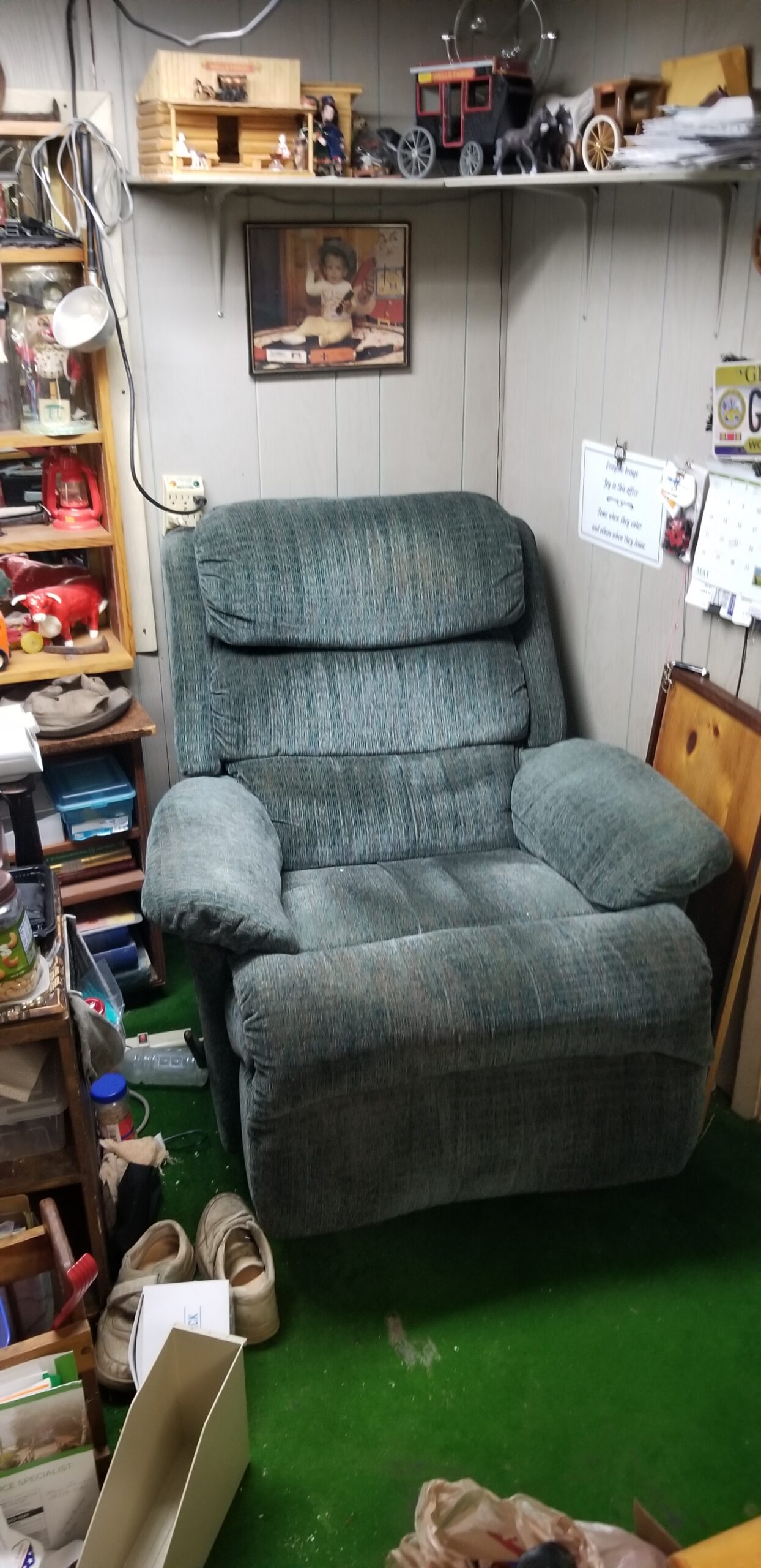 Blue lazy-boy recliner